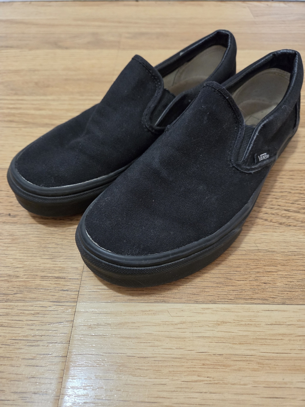Vans Classic Slip-On in Black Canvas